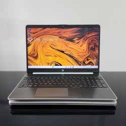 HP Laptop 15 10th Génération