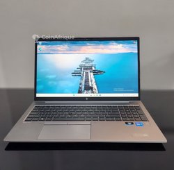 HP ZBOOK FireFly Avec 4gb dédié