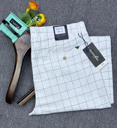 Pantalon en carreaux