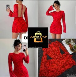 Robe fleurie rouge